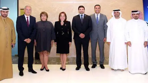 El cónsul de Panamá en Dubai, Eduardo Fonseca en primer término.