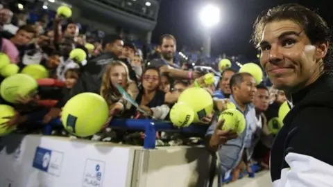 Nadal tras ganar el Torneo de Abu Dhabi.