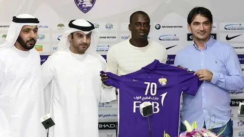 Danilo Asprilla durante su presentación en Al Ain.