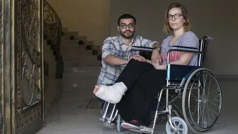 La pareja implicada en el accidente de quad en el desierto.