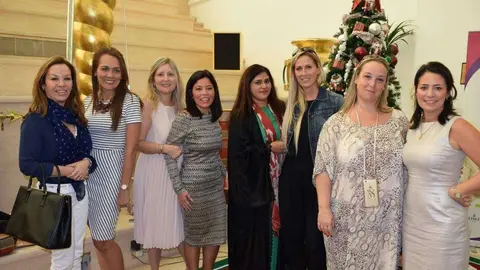 Una imagen del café de diciembre de 2015 del Club Damas Latinas.