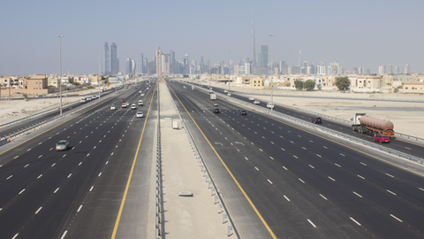 Emiratos ha ampliado sus carreteras un 35% desde 2007.