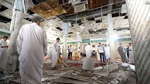 Imagen de uno de los atentados contra mezquitas saudíes en 2015.