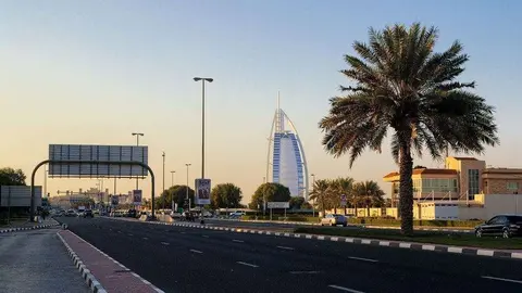 Una imagen de Umm Suqeim Road en Dubai.