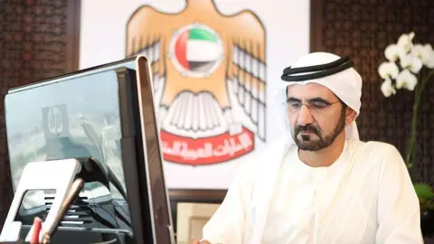 Una imagen del gobernador de Dubai.