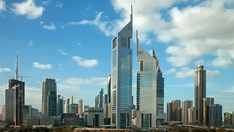 Las Emirates Tower en Dubai, sede de la oficina de Turismo de Espana en Emiratos Árabes.