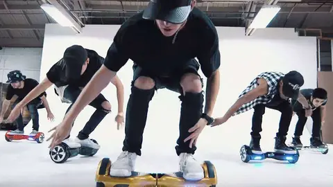 Los patines inteligentes no pueden subir a un avión.