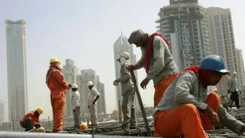 Unos trabajadores de la construcción en Arabia Saudita.