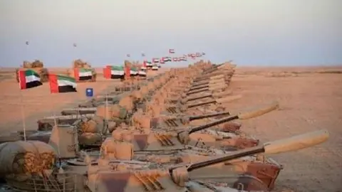 Las tropas de Emiratos participan en la operación en Arabia Saudita.