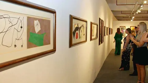Exposición Picasso y Miró: pasión y poesía en el Burj Khalifa de Dubai. (EL CORREO)