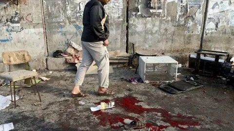 El camión bomba causó decenas de muertos y heridos.