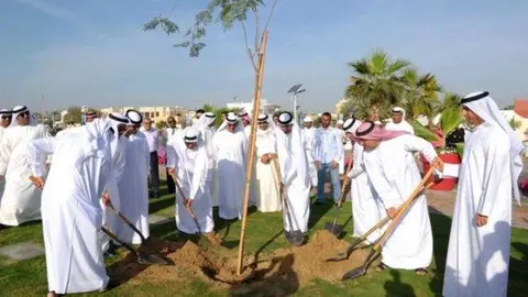 Perspectiva de la inauguración del parque Al Aweer.