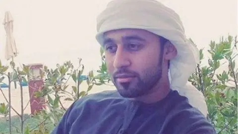 Mohammed Obaid Al Hmoudi murió cuando su avión de combate se estrelló en Yemen debido a un "fallo técnico". 