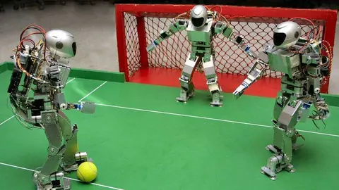 Robots jugando al fútbol. 
