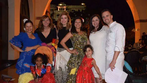 Las organizadoras y algunos participantes del Encuentro Sabor a España II.