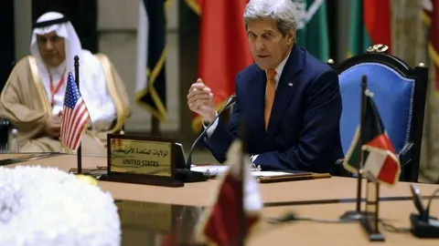 El secretario de Estado de Estados Unidos durante su comparecencia en Baréin.