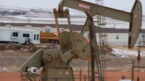 Los trabajadores están en contra del recorte salarial.