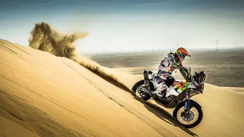 La piloto española era séptima en el Rally de Qatar.