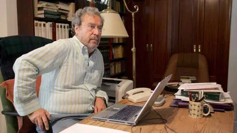 José Antonio Gómez Marín, en su despacho. (Jesús Morón)