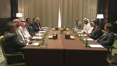 La misión diplomática latina discute con la organización empresarial cómo promover las relaciones entre ambas regiones. 