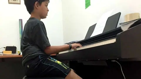 El niño español Dante Bonet opta a convertirse en el 'Joven Músico del año'.