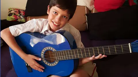 El niño español Dante Bonet opta a convertirse en el 'Joven Músico del año'.