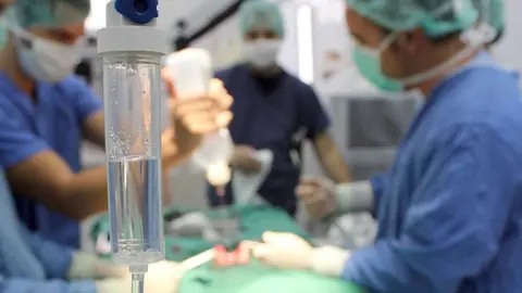 La mujer falleció 30 minutos después de llegar al hospital.