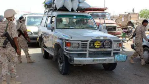 Soldados de la Coalición Árabes en Adén.