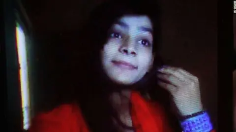 Una imagen de Zeenat Rafique, que ha sido quemada viva por su familia. (CNN Espa&ntilde;ol)