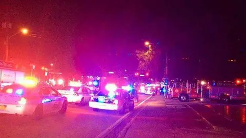 Patrullas de la policía a la puerta del club Pulse de Orlando.