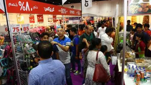 Una imagen del mercadillo nocturno por Ramadán en Dubai World Trade Center.