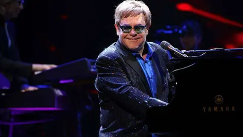 El cantante Elton John durante un concierto. (Melanie Escombe, Elton John Facebook)