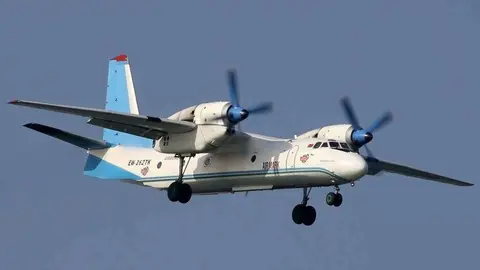 Un avión Antonov AN-32.