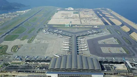 Una imagen aérea del Aeropuerto Internacional de Hong Kong, Chek Lap Kok