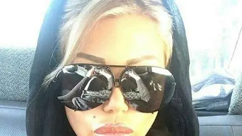 La explosiva actriz británico-estadounidense Candy Charms.