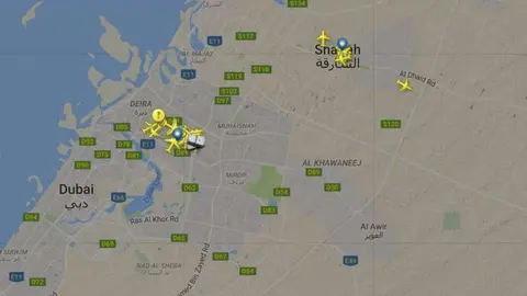 Una captura de Flightradar inaudita del Aeropuerto Internacional de Dubai sin actividad.
