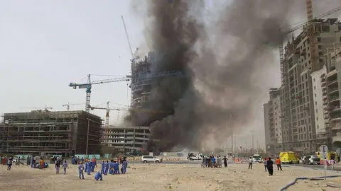 Una imagen del incencio en JVC de Dubai (D.P.).
