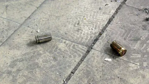 La mujer fue alcanzada por una bala mientras jugaba con sus hijos. (Mánel, Flickr)