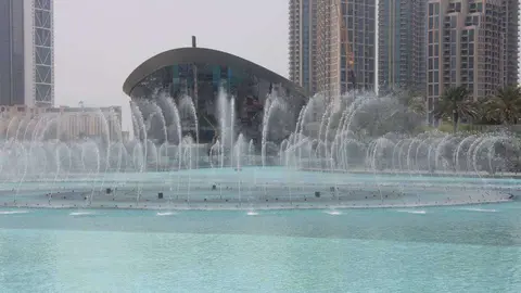 Perspectiva de la Ópera desde Souk Al Bahar. (R. Pérez / EL CORREO DEL GOLFO)