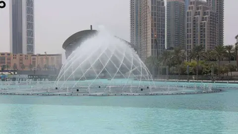 Una vista diurna de la Fuente de Dubai. (R. Pérez / EL CORREO DEL GOLFO)