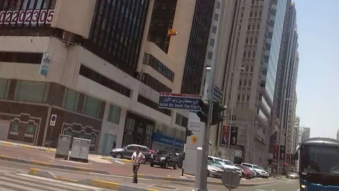 Exterior de la Embajada de España en Abu Dhabi. (EL CORREO)