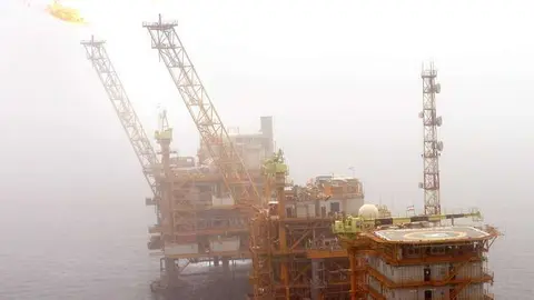 Un plataforma petrolera en el sur de Teherán.