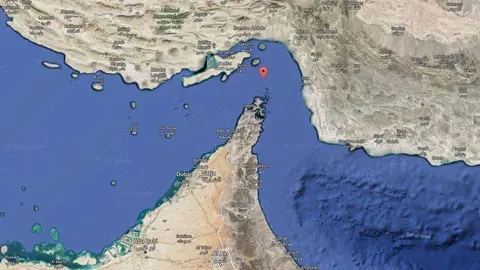 El Estrecho de Ormuz, puerta de entrada al Golfo Arábigo. (Google Map)