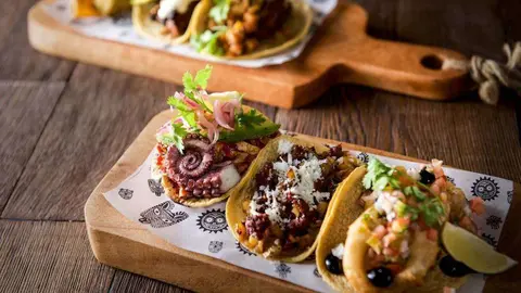 Una muestra de los tacos mexicanos disponibles en La Tablita.
