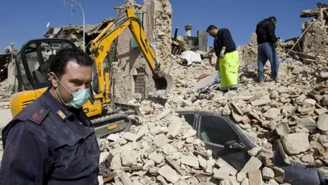 Los efectos del seísmo en Italia han resultado devastadores. (RTVE)