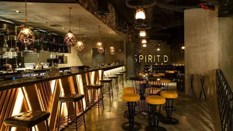 Imagen de la zona de bar del restaurante BU.