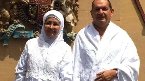 Una imagen del embajador británico y su esposa.