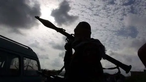 Los rebeldes en Yemen deberán entregar las armas.