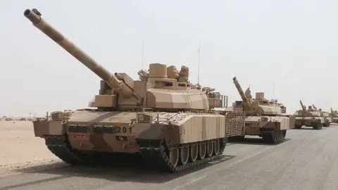 Tanques desplegados en Yemen por la Coalición Árabe.