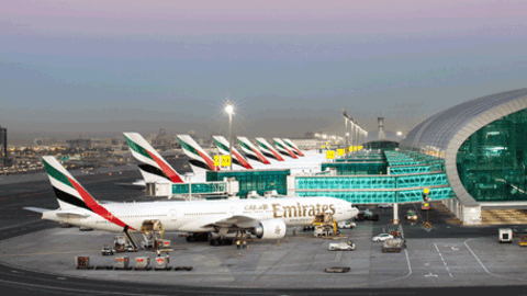 Perspectiva de la Terminal 3 del Aeropuerto Internacional de Dubai.
